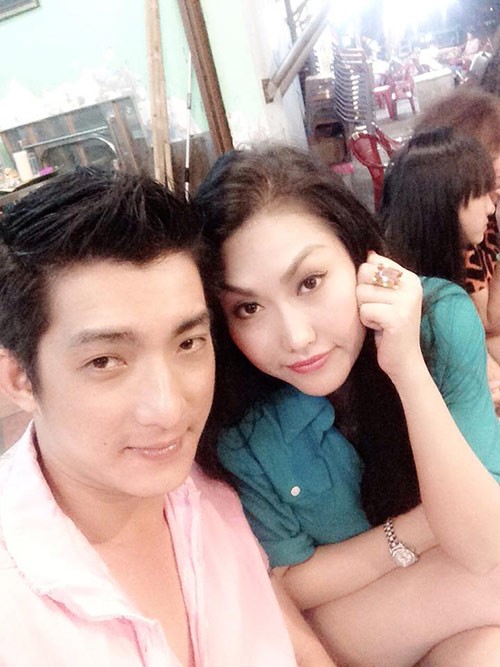 Phi Thanh Van: “20 nguoi dan ong dep trai theo duoi toi“-Hinh-2